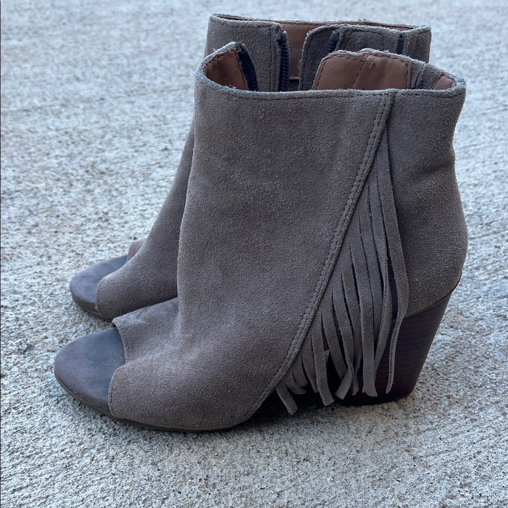 Kenneth Cole Reaction Fringe Suede Open-Toe Ankle Boots - Tan/Gray